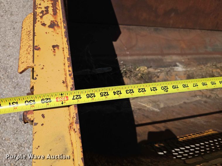 image for item EO7444 2000 Reynolds C14E10.5 scraper