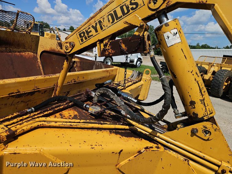 image for item EO7444 2000 Reynolds C14E10.5 scraper