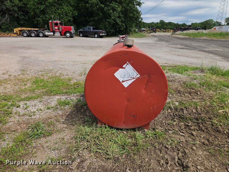 image for item EO7450 Fuel tank