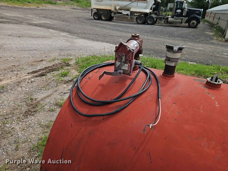 image for item EO7450 Fuel tank