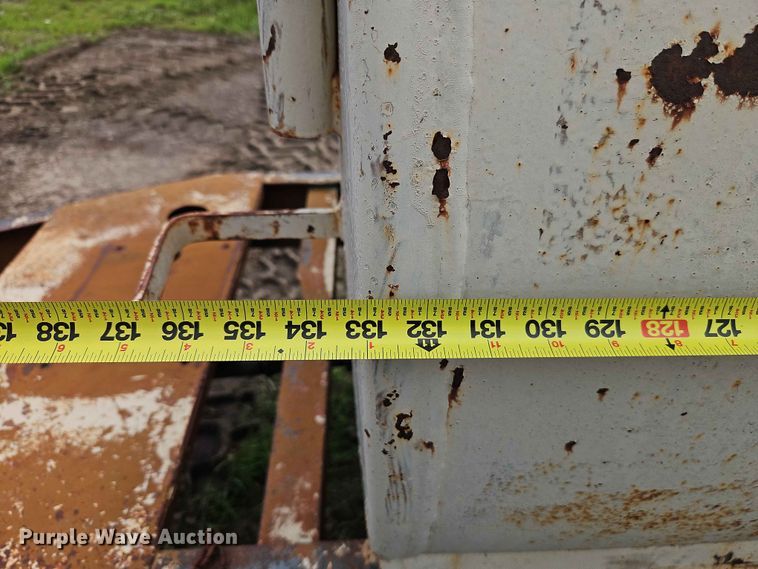 image for item EO7454 Tank trailer
