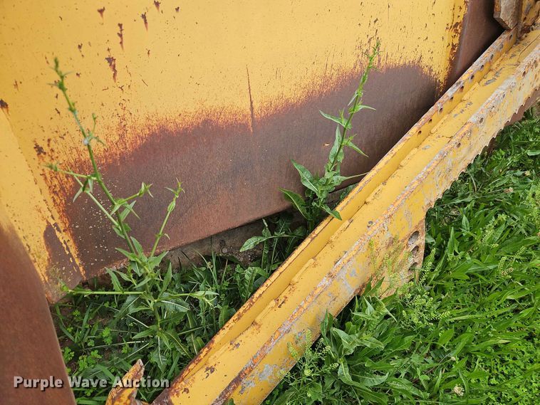 image for item EO7481 Rivinius Domor R600B material spreader