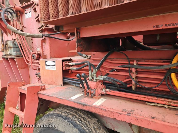 image for item EO7482 Morbark 4600 horizontal grinder