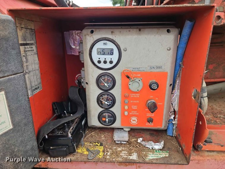 image for item EO7482 Morbark 4600 horizontal grinder