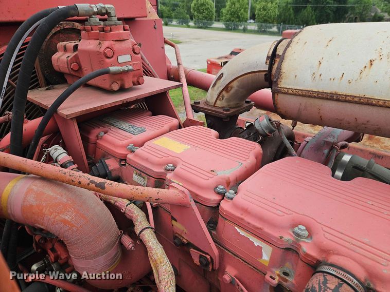 image for item EO7482 Morbark 4600 horizontal grinder
