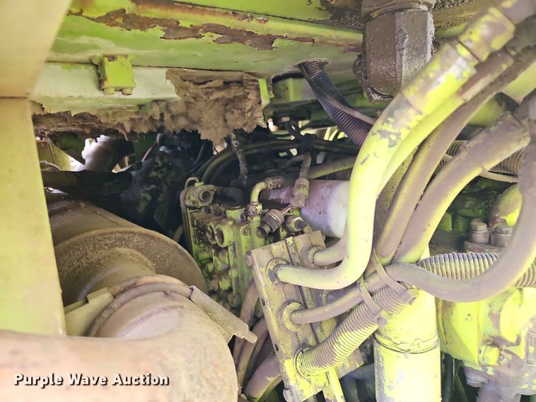 image for item EO7483 1996 Terex 2766C water wagon