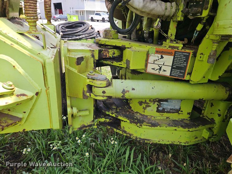 image for item EO7483 1996 Terex 2766C water wagon