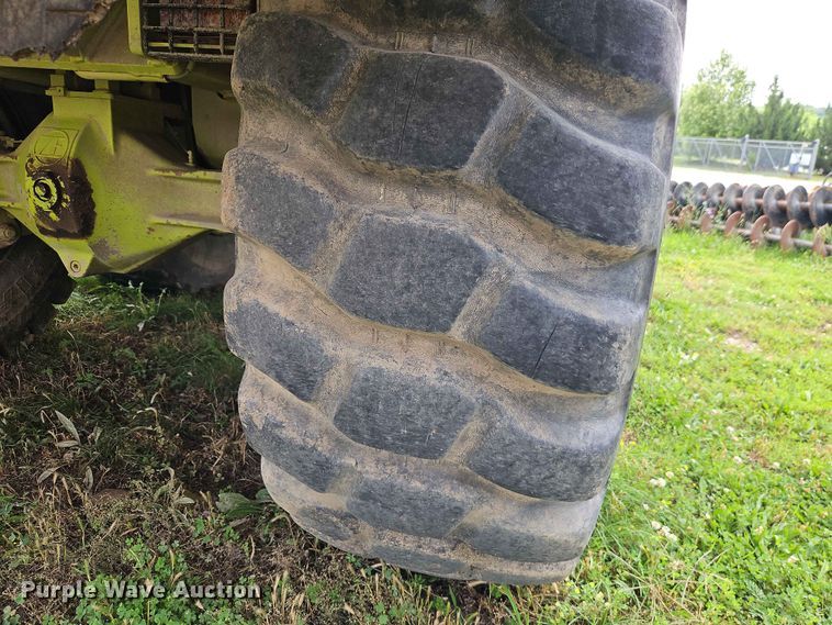 image for item EO7483 1996 Terex 2766C water wagon