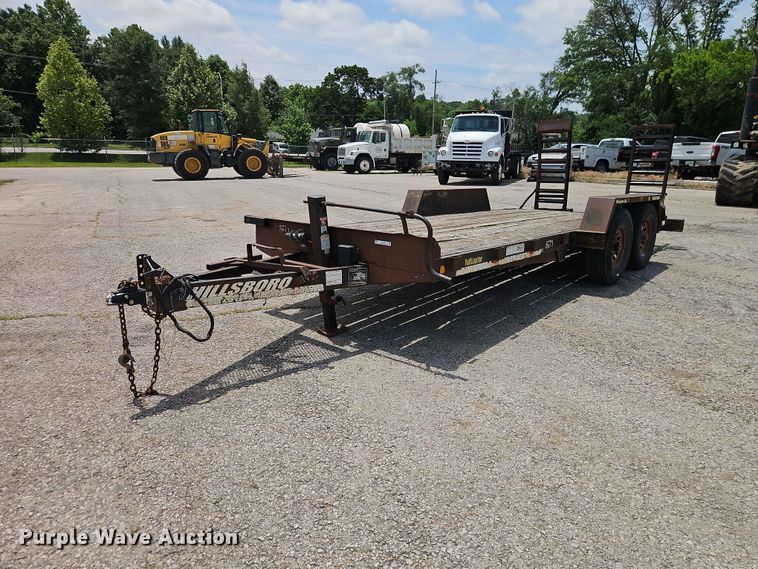 image for item EO7486 2004 Hillsboro Industries Tuffloader equipment trailer