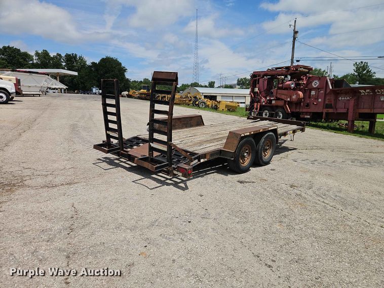 image for item EO7486 2004 Hillsboro Industries Tuffloader equipment trailer