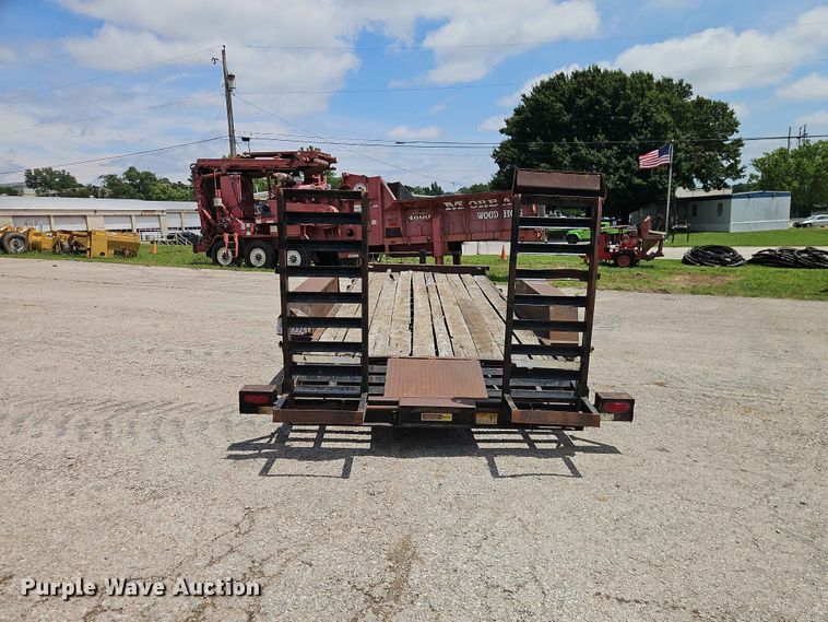 image for item EO7486 2004 Hillsboro Industries Tuffloader equipment trailer