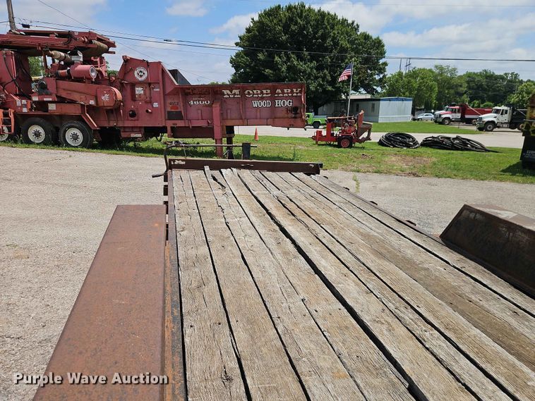 image for item EO7486 2004 Hillsboro Industries Tuffloader equipment trailer