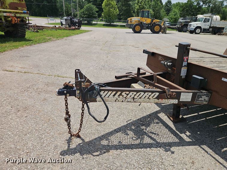 image for item EO7486 2004 Hillsboro Industries Tuffloader equipment trailer