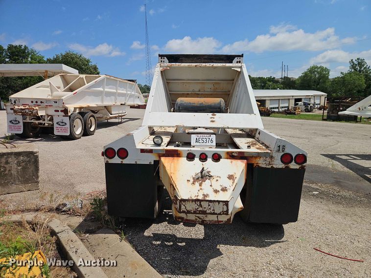 image for item EO7499 2012 Construction Trailer Specialists bottom dump trailer