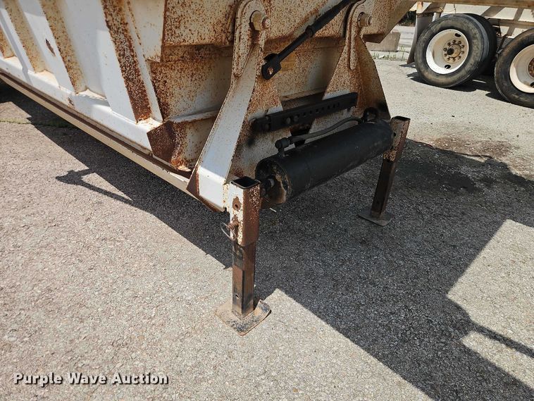 image for item EO7499 2012 Construction Trailer Specialists bottom dump trailer