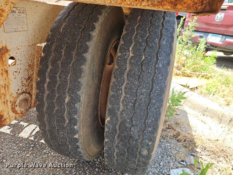 image for item EO7499 2012 Construction Trailer Specialists bottom dump trailer