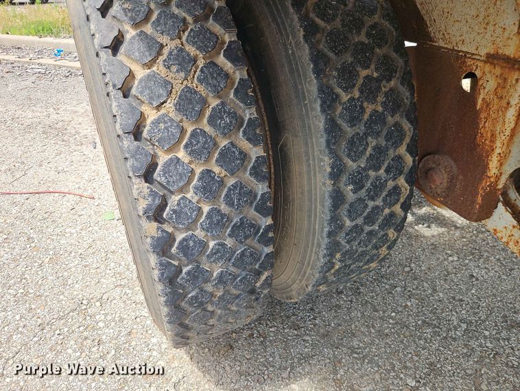 image for item EO7499 2012 Construction Trailer Specialists bottom dump trailer