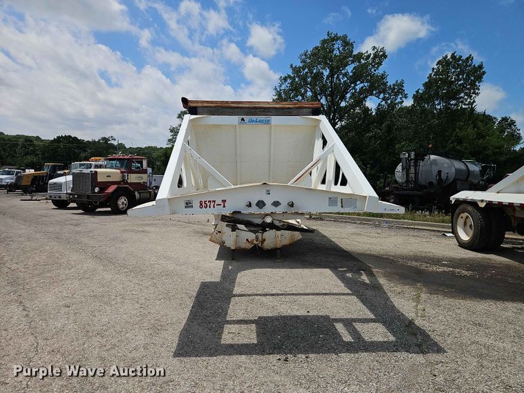 image for item EO7500 2014 DeLucio bottom dump trailer