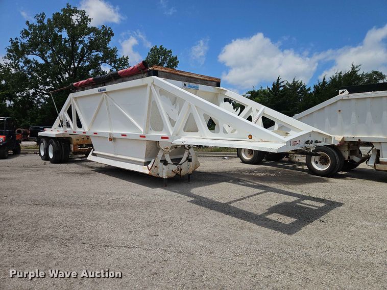 image for item EO7500 2014 DeLucio bottom dump trailer