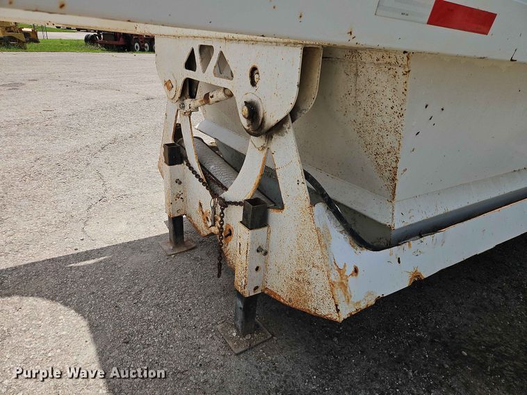 image for item EO7500 2014 DeLucio bottom dump trailer