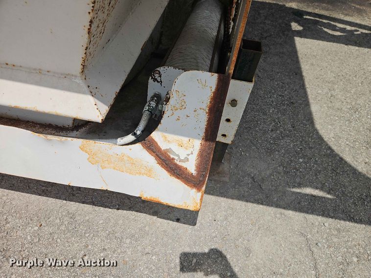 image for item EO7500 2014 DeLucio bottom dump trailer