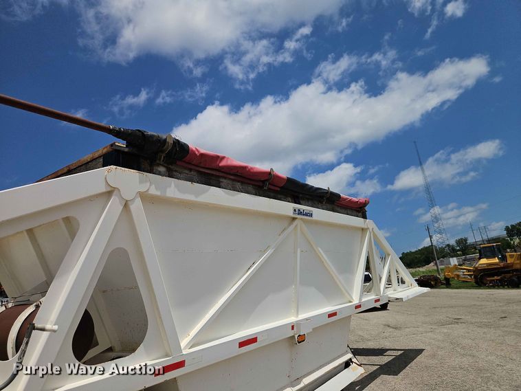 image for item EO7500 2014 DeLucio bottom dump trailer