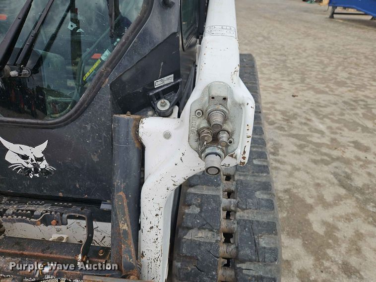 image for item EO8513 2024 Bobcat T66 tracked skid steer loader