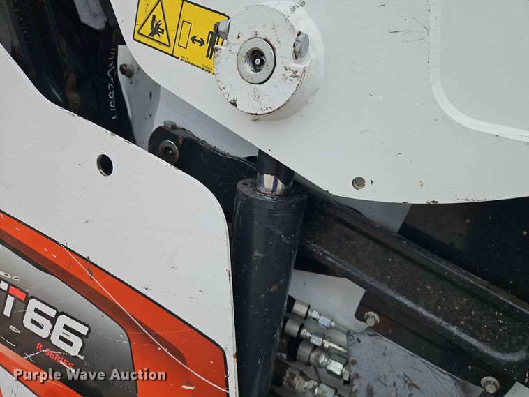 image for item EO8513 2024 Bobcat T66 tracked skid steer loader