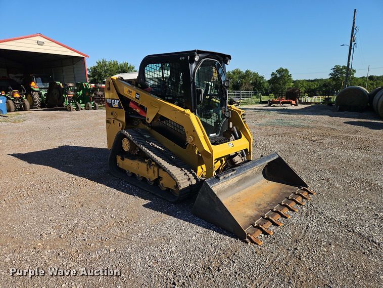image for item EO8514 2019 Caterpillar 239D tracked skid steer loader