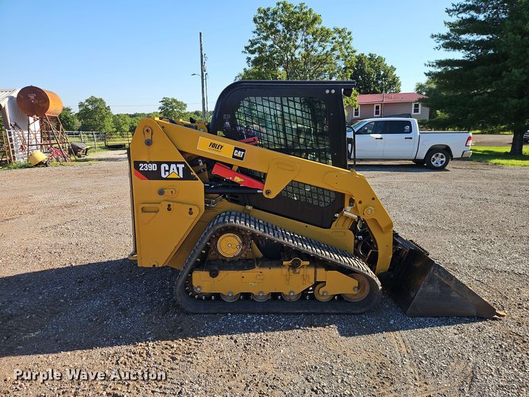 image for item EO8514 2019 Caterpillar 239D tracked skid steer loader