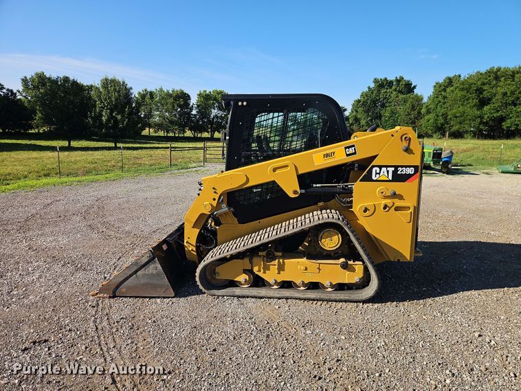 image for item EO8514 2019 Caterpillar 239D tracked skid steer loader
