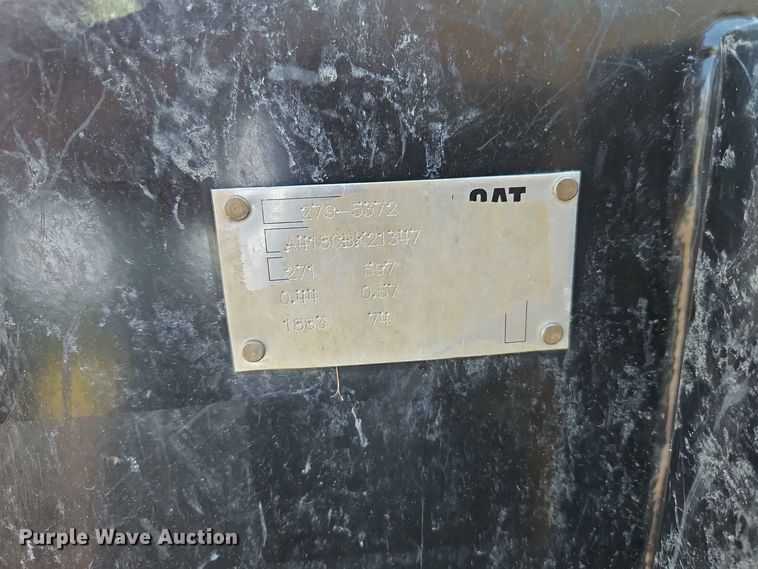 image for item EO8514 2019 Caterpillar 239D tracked skid steer loader