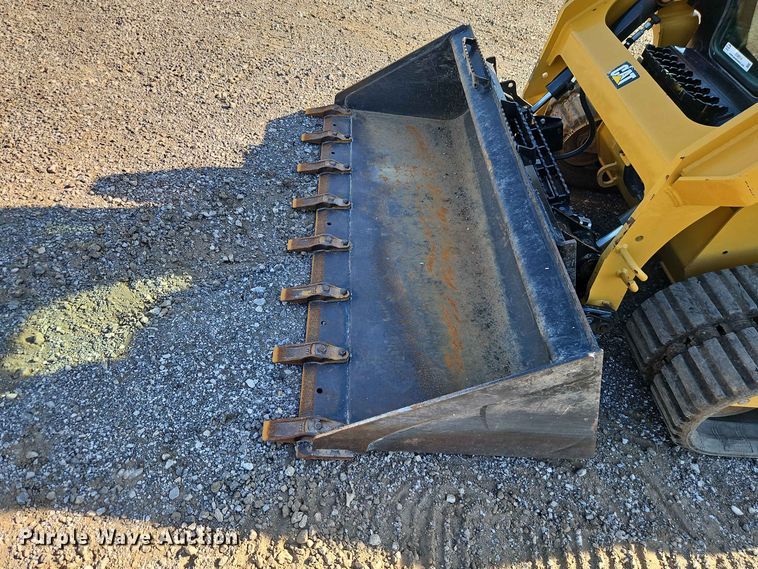 image for item EO8514 2019 Caterpillar 239D tracked skid steer loader