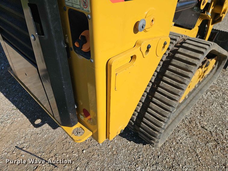image for item EO8514 2019 Caterpillar 239D tracked skid steer loader