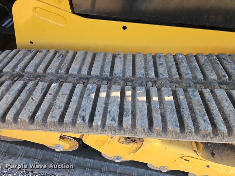 image for item EO8514 2019 Caterpillar 239D tracked skid steer loader