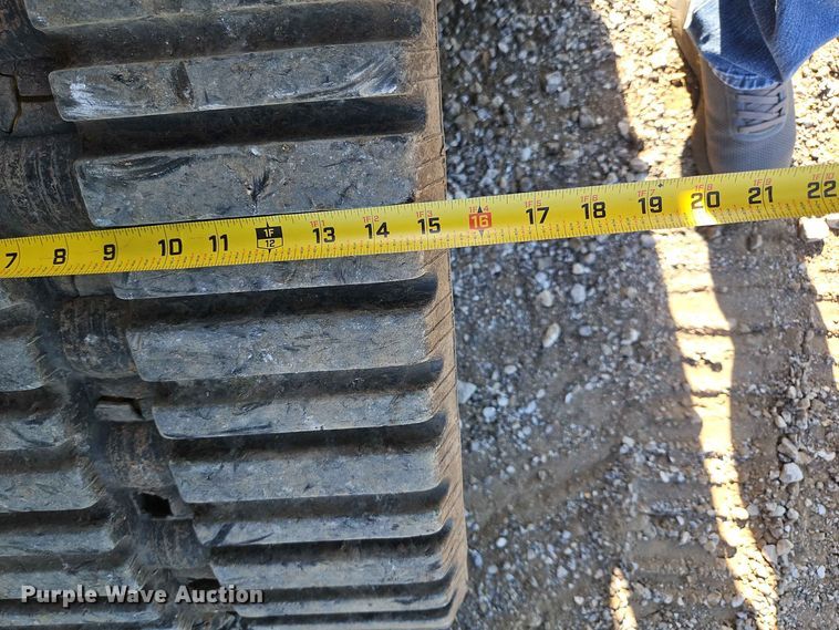 image for item EO8514 2019 Caterpillar 239D tracked skid steer loader