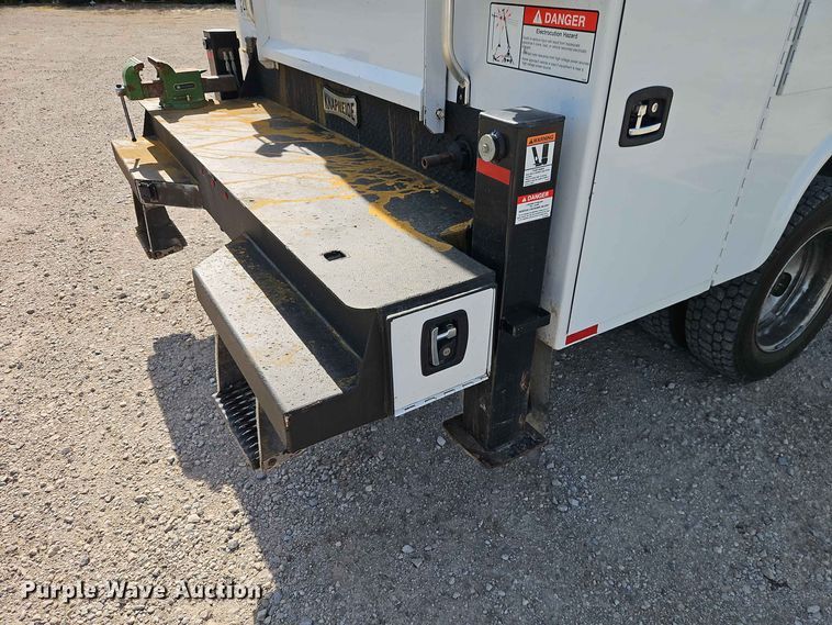 image for item EO8518 2021 RAM 5500 utility / service truck