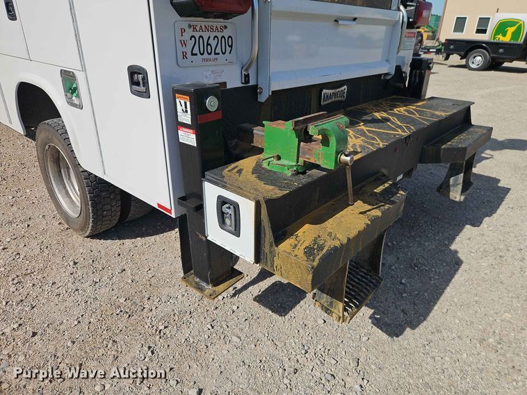 image for item EO8518 2021 RAM 5500 utility / service truck
