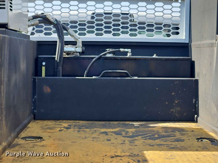 image for item EO8518 2021 RAM 5500 utility / service truck
