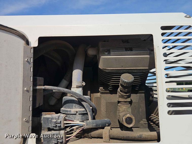 image for item EO8518 2021 RAM 5500 utility / service truck