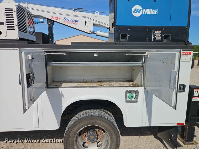image for item EO8518 2021 RAM 5500 utility / service truck