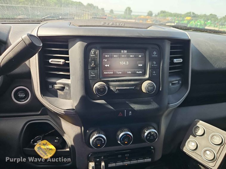 image for item EO8518 2021 RAM 5500 utility / service truck