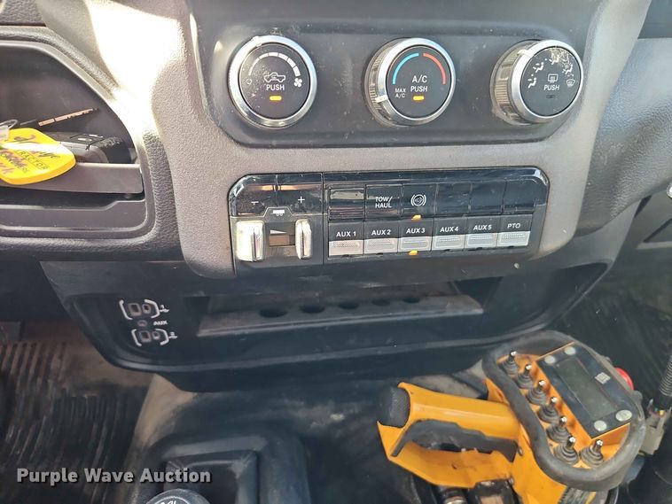 image for item EO8518 2021 RAM 5500 utility / service truck