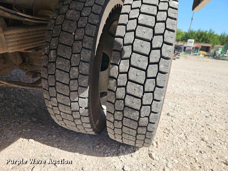 image for item EO8518 2021 RAM 5500 utility / service truck