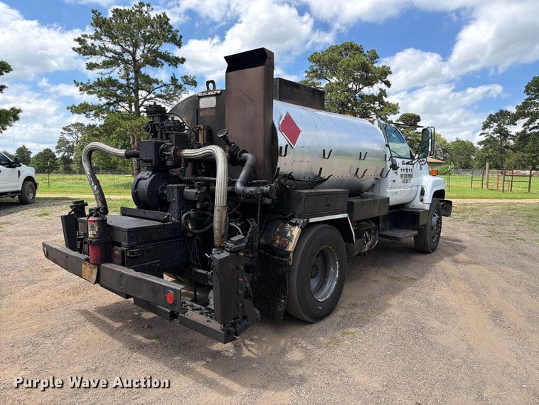 image for item EQ8033 1999 GMC C7500 oil distributor truck
