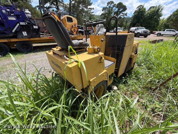 image for item EQ8034 Bomag BW 100AC double drum vibratory roller