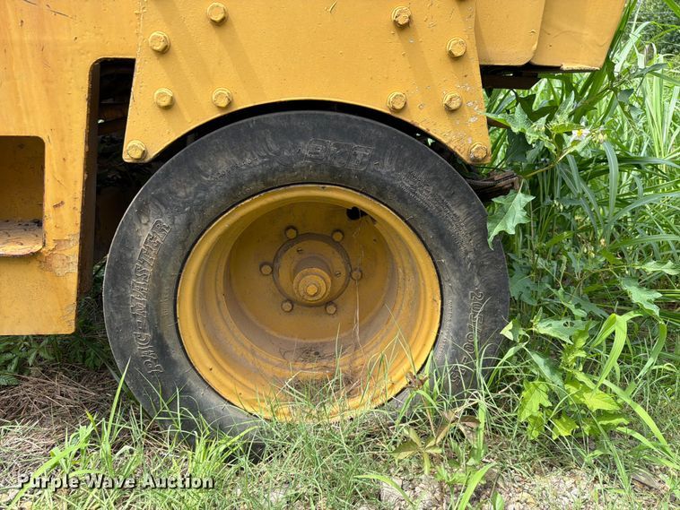 image for item EQ8034 Bomag BW 100AC double drum vibratory roller