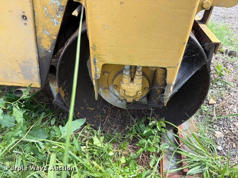 image for item EQ8034 Bomag BW 100AC double drum vibratory roller