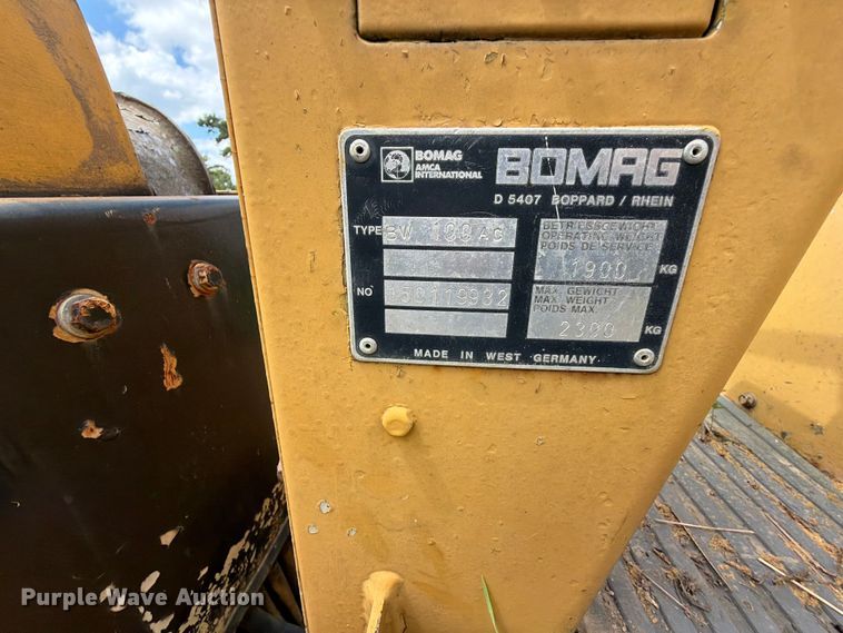 image for item EQ8034 Bomag BW 100AC double drum vibratory roller