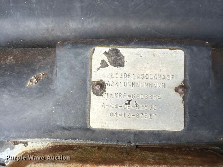 image for item EQ8036 2004 Chevrolet C7500 oil distributor truck